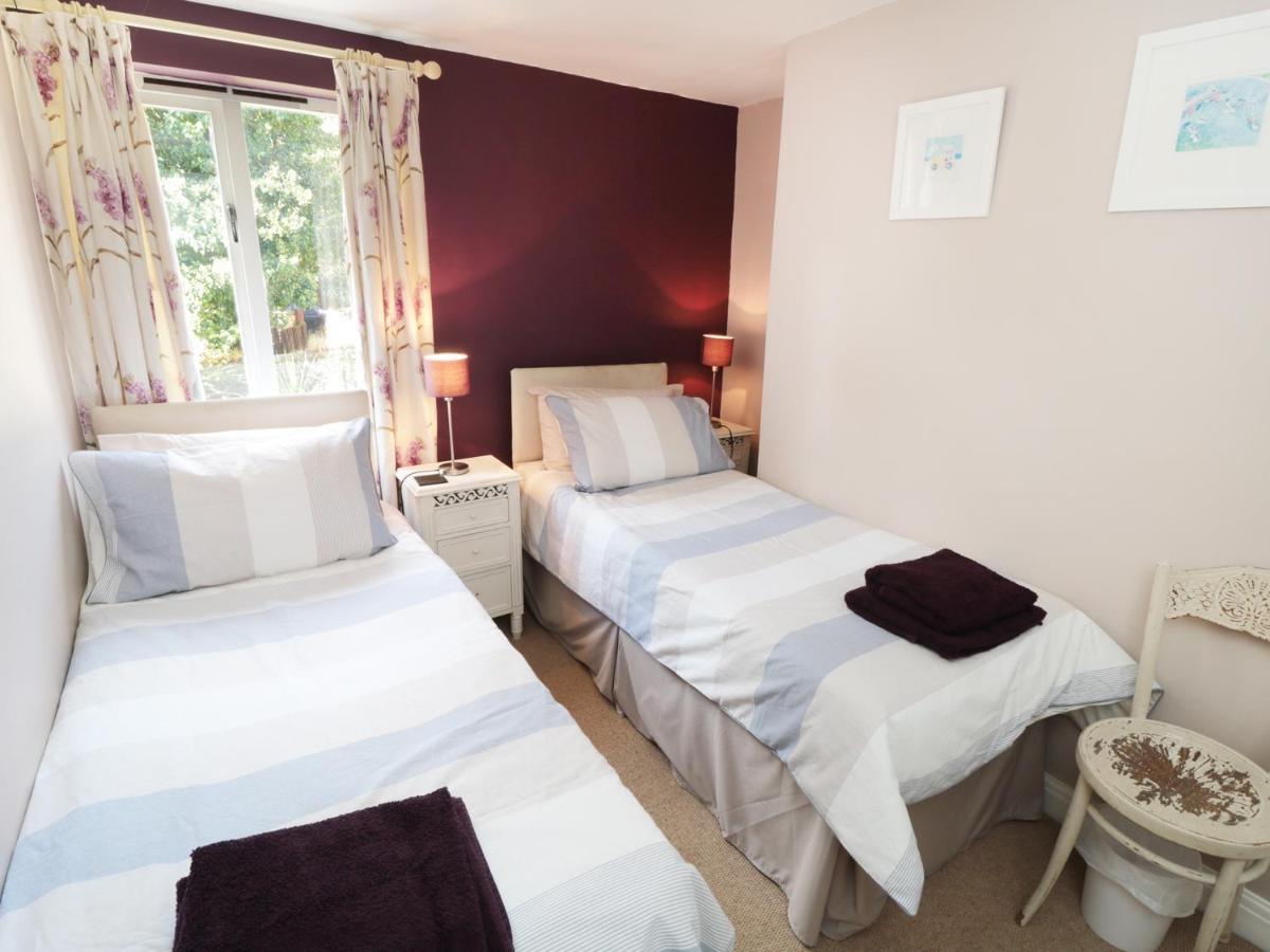 Pear Tree House *